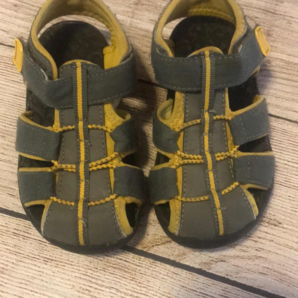 Boys sandals